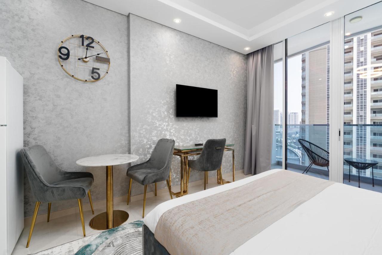 Exclusive Globalstay Apartments In Business Bay Free Parking & More! Дубай Экстерьер фото