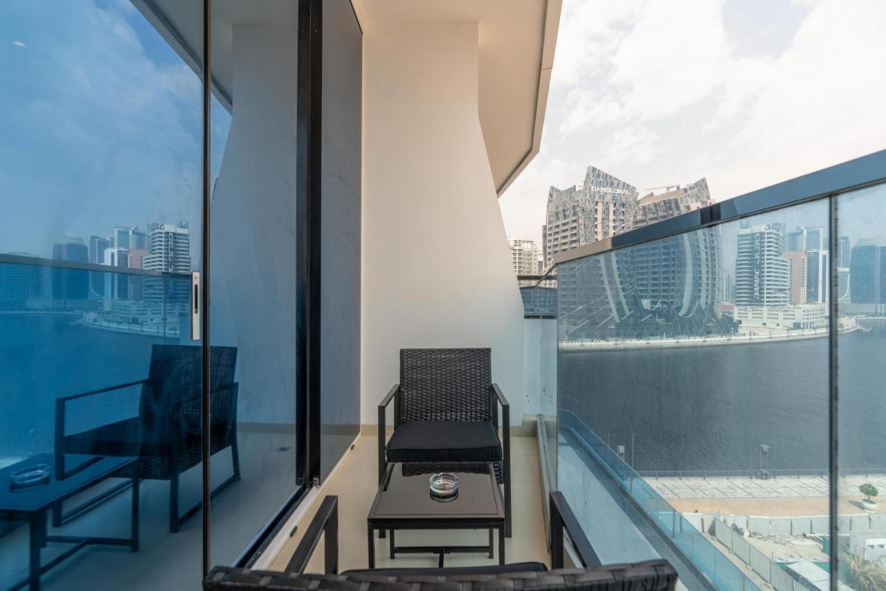 Exclusive Globalstay Apartments In Business Bay Free Parking & More! Дубай Экстерьер фото