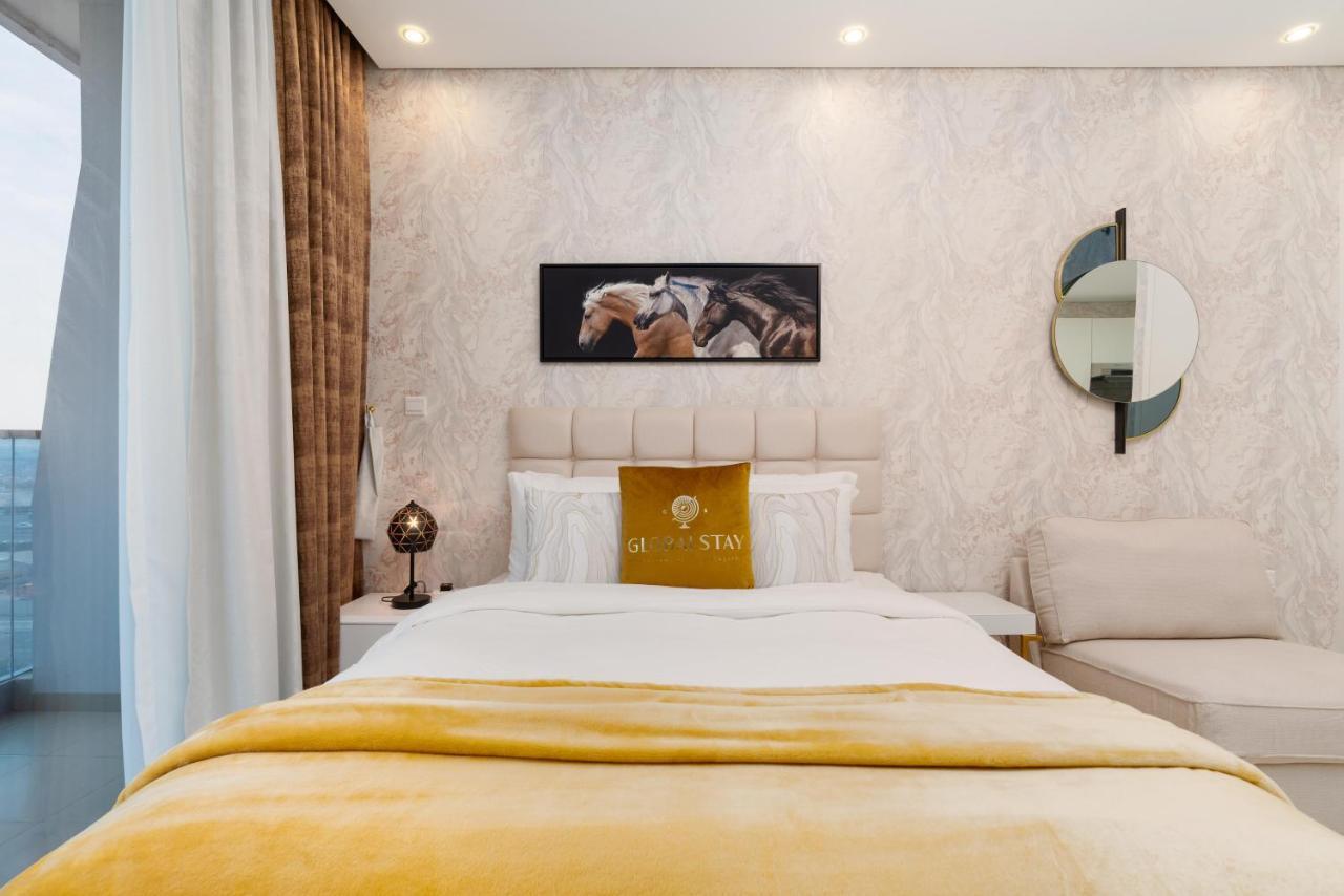 Exclusive Globalstay Apartments In Business Bay Free Parking & More! Дубай Экстерьер фото